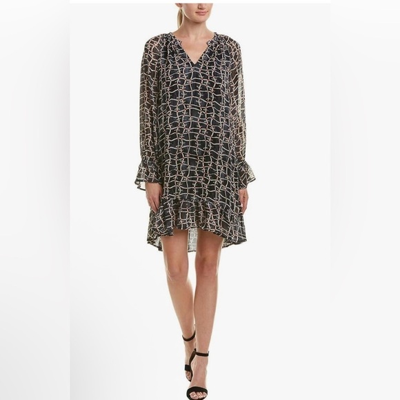 Velvet by Graham & Spencer Dresses & Skirts - VELVET By Graham & Spencer Zurich Print Dress Long Sleeve Shift Black Size XS